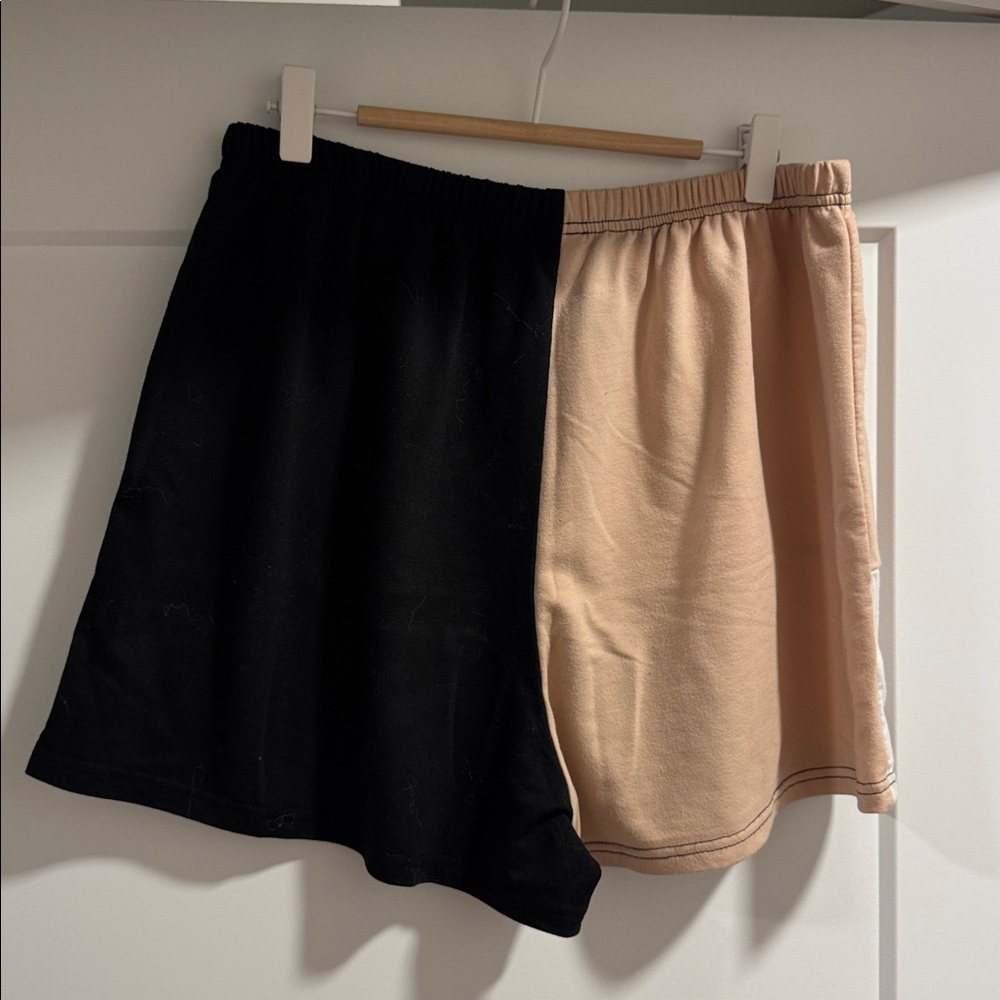 Colorblock Lounge Shorts - Picture 2 of 3